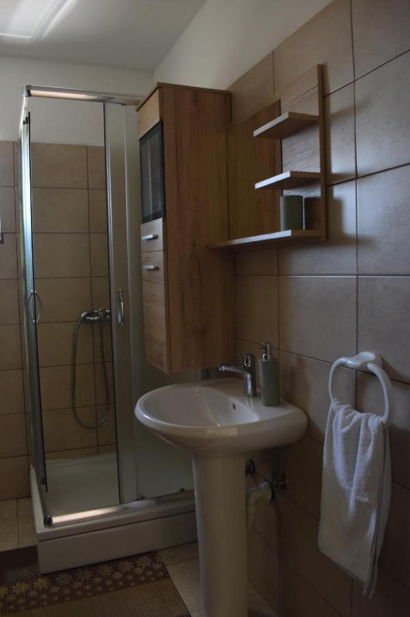 Apartmani Tomljenovic Senj  Luaran gambar