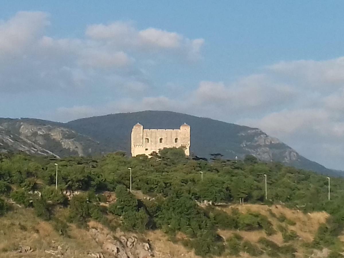 Apartmani Tomljenovic Senj  Luaran gambar